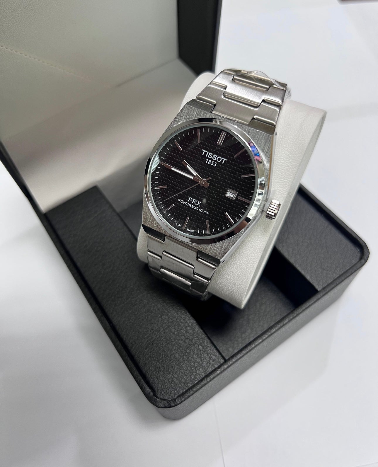 Gray helmet for bikers